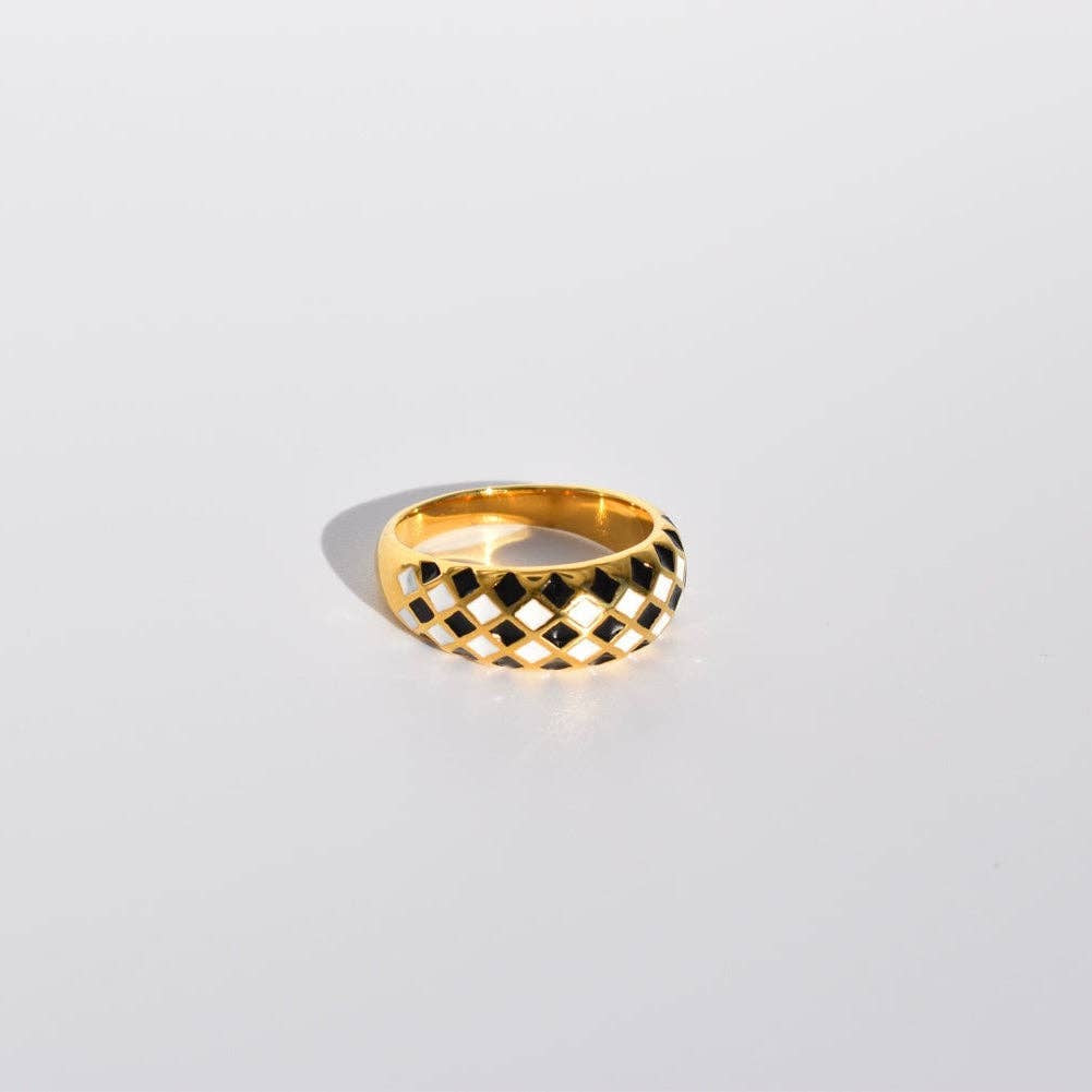 TNT CHECKERED RING