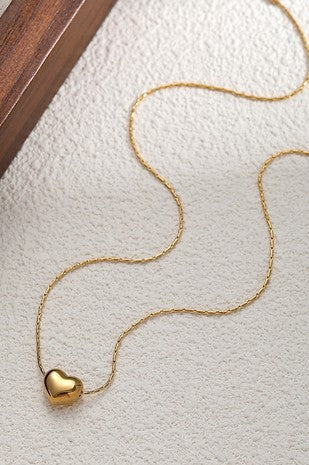 PUFFY HEART STATION NECKLACE