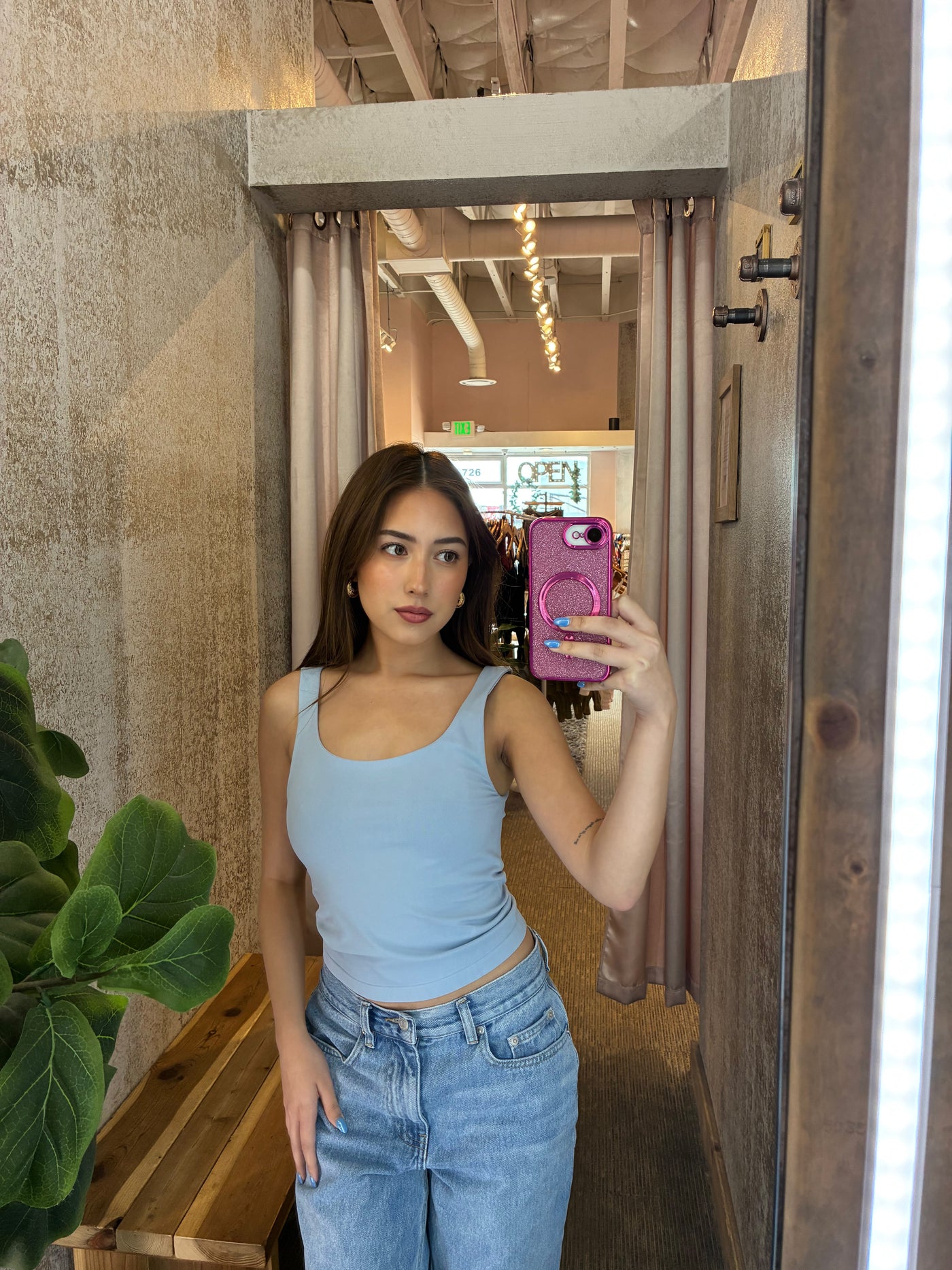 ESSENTIAL SCOOPNECK TANK