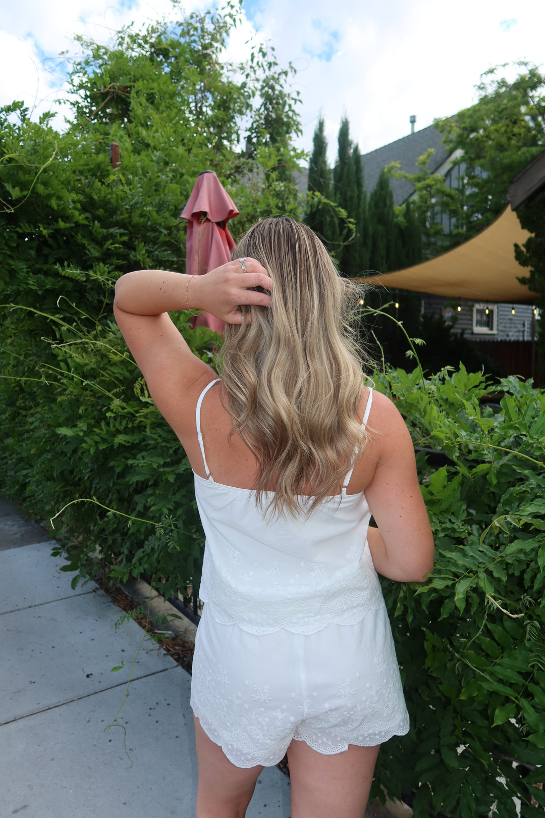 The Avenue Scallop Top