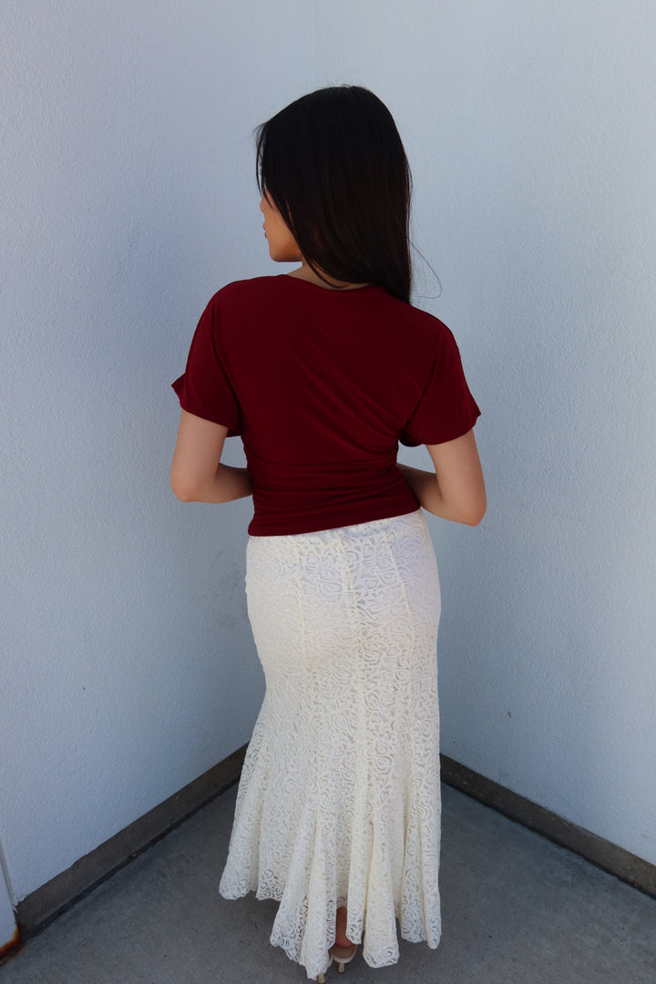 Renada Short Sleeve V-Neck — Burgundy