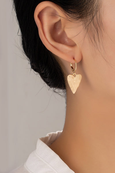 HAMMERED HEART DROP EARRINGS