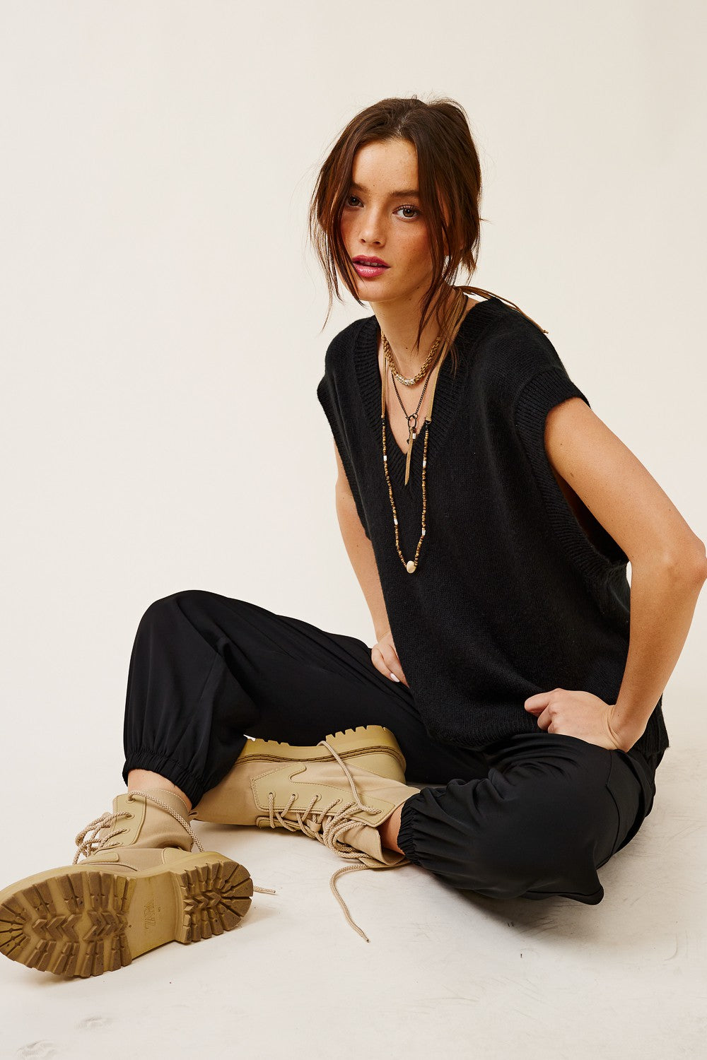 RUE VEST TOP