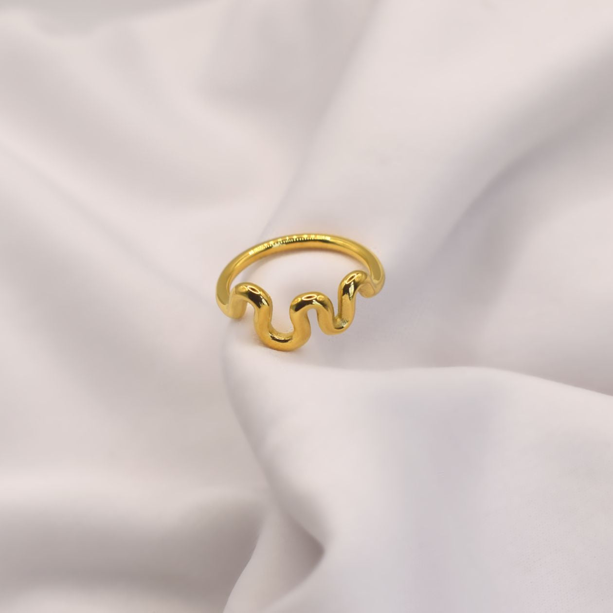 TNT SQUIGLY RING