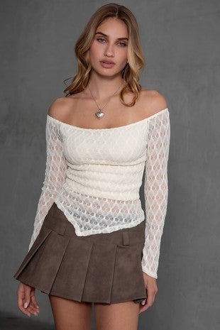 LILAH OFF THE SHOULDER TOP