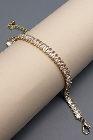 BAGUETTE STONE CLASP BRACELET