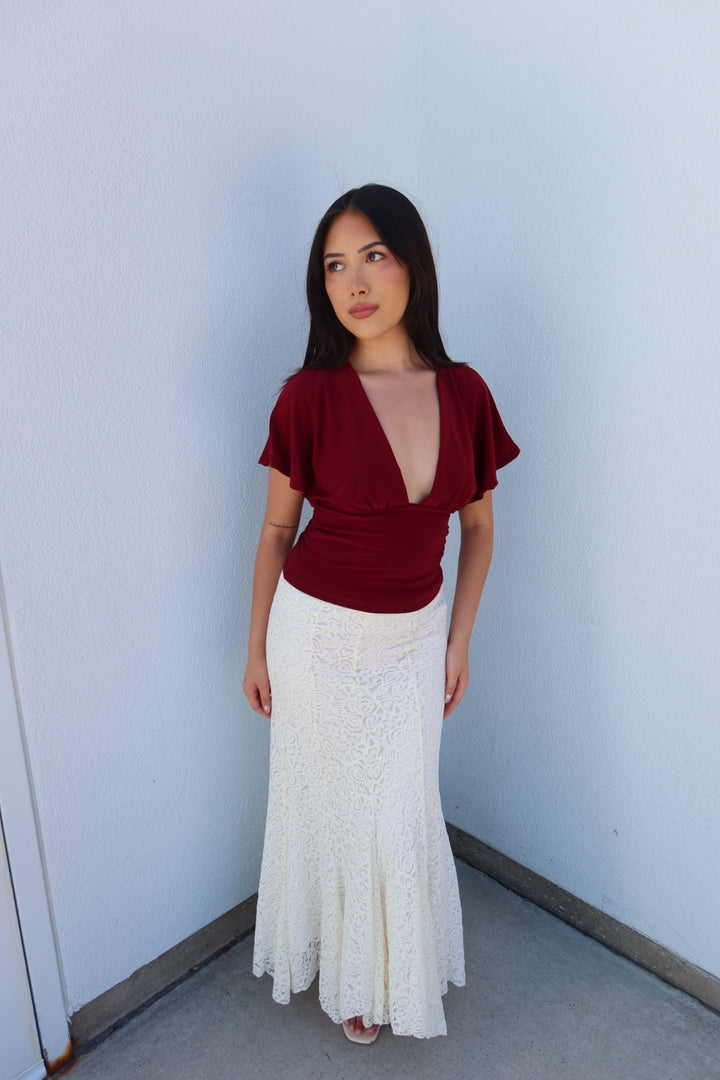 Renada Short Sleeve V-Neck — Burgundy