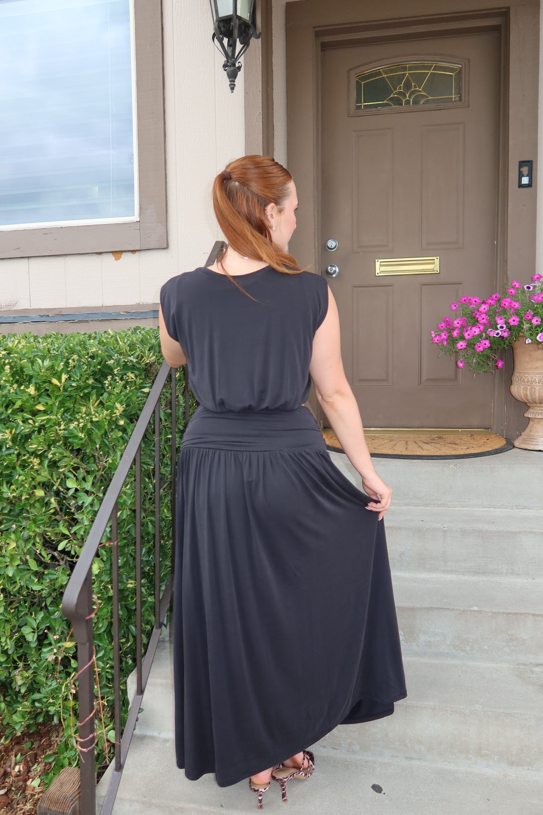 The Elaia Ruched Waist Maxi Skirt — Black