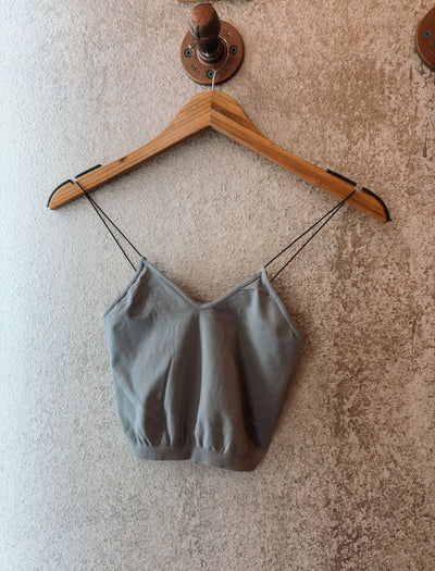 SKINNY STRAP CROP CAMI