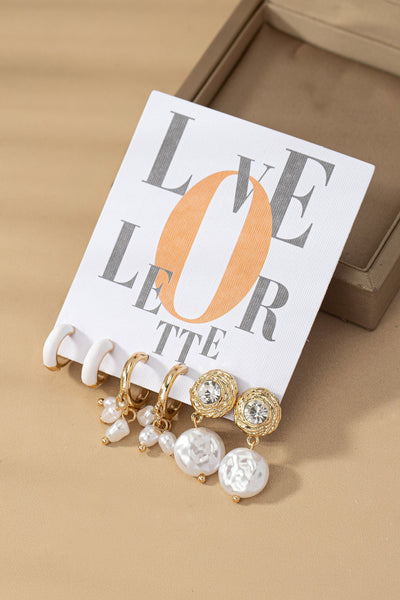 TRIO PEARL EARRING SET