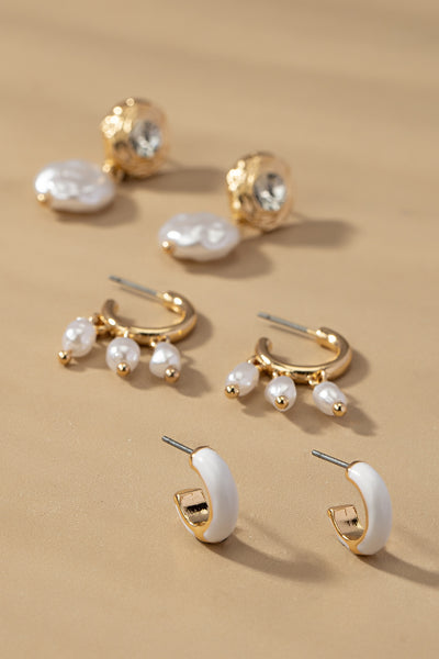TRIO PEARL EARRING SET