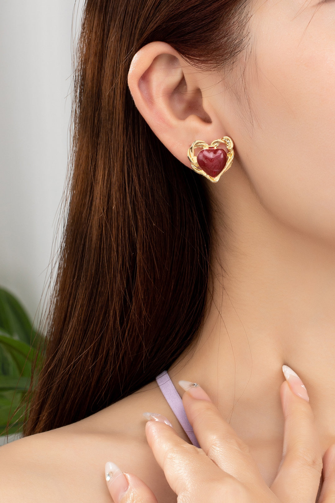VINTAGE HEART ENAMEL STUDS