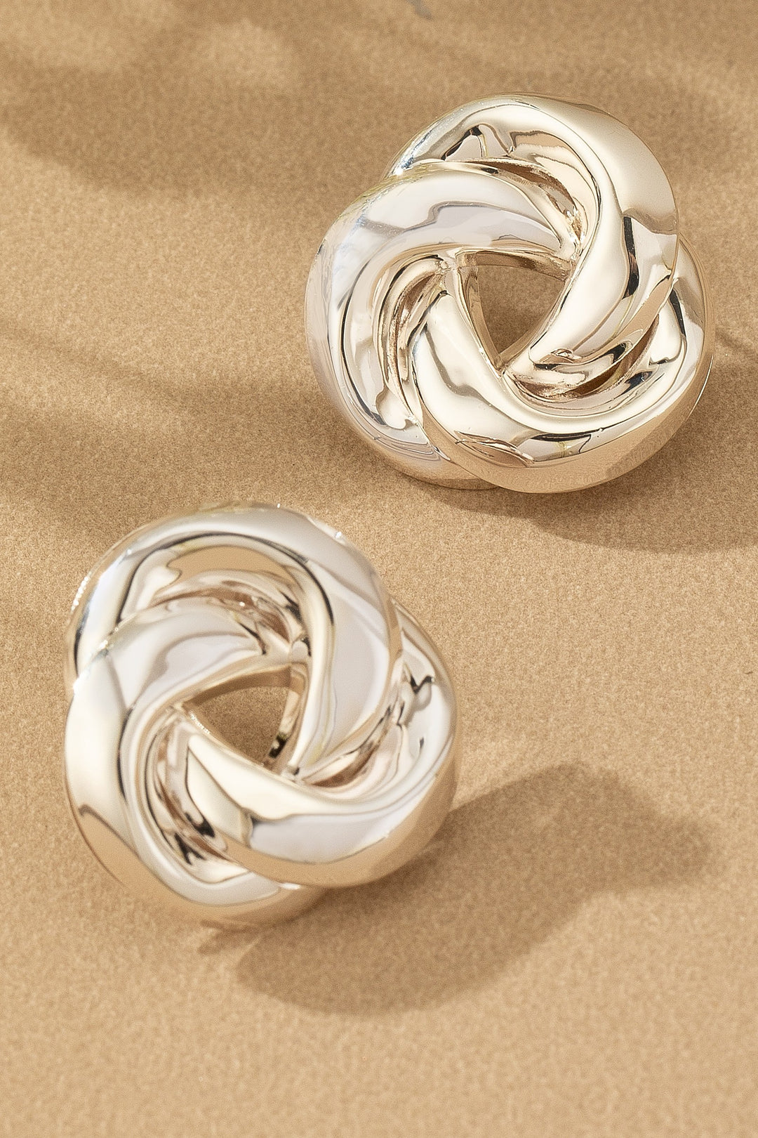 CLASSIC KNOT STUD EARRINGS