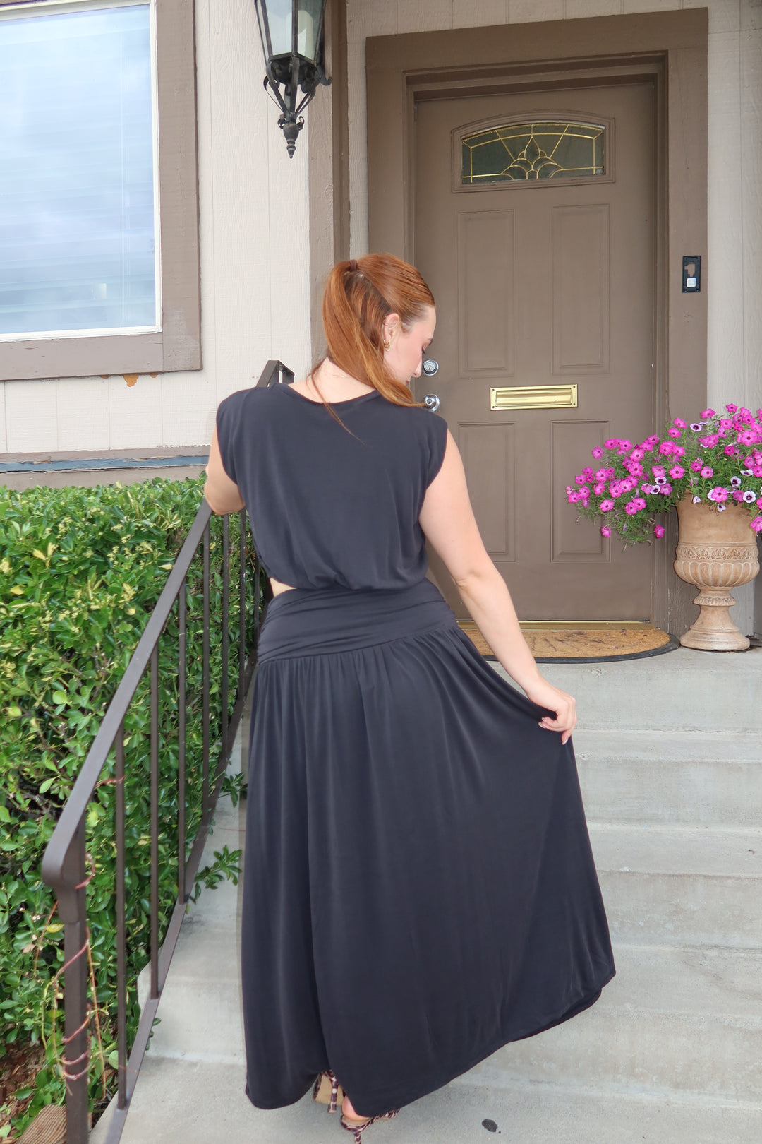 The Elaia Ruched Waist Maxi Skirt — Black