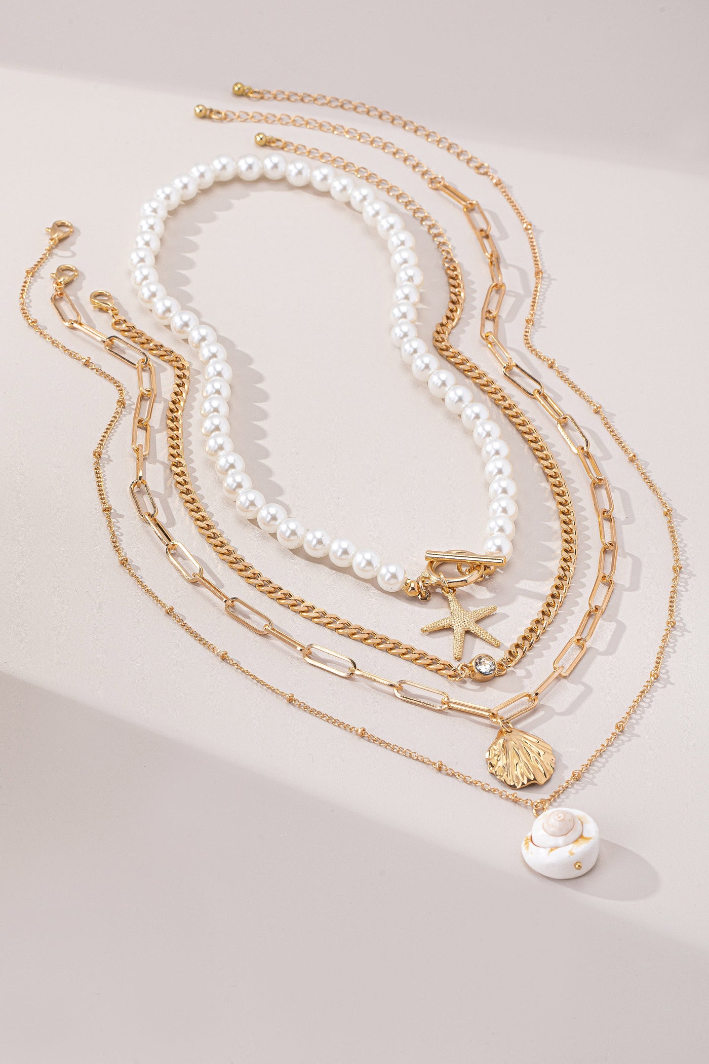 BEACH DAY NECKLACE SET