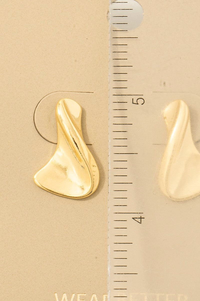 GOLD DIPPED TWIST DROP EARRINGS