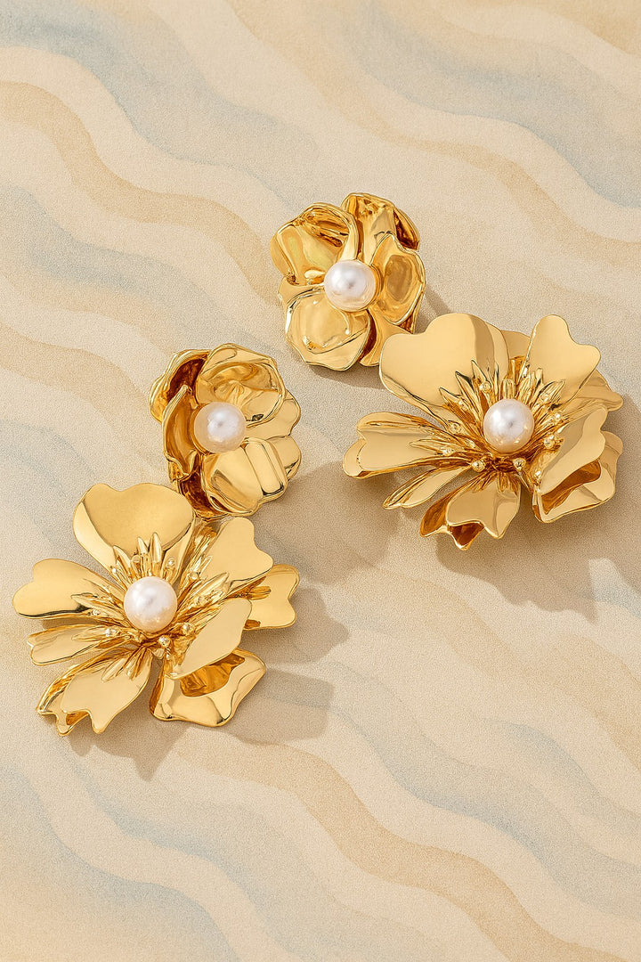 GOLD FLORAL DROP EARRINGS