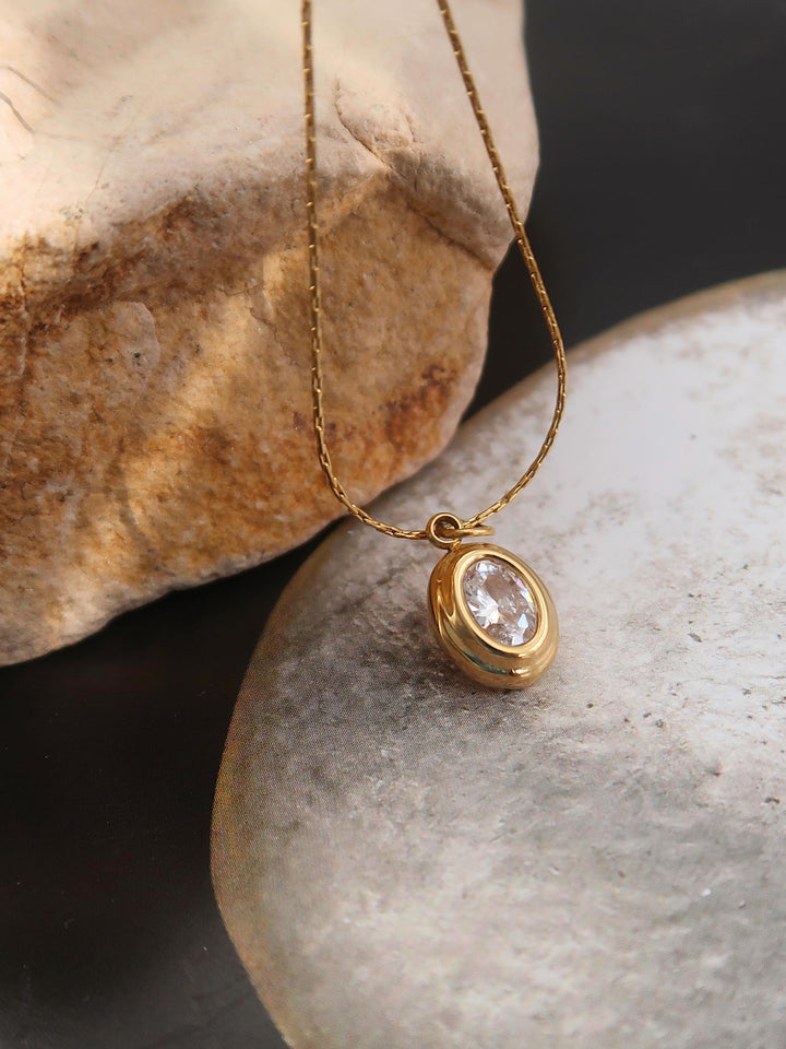 18K Gold Oval CZ Bezel Pendant Necklace