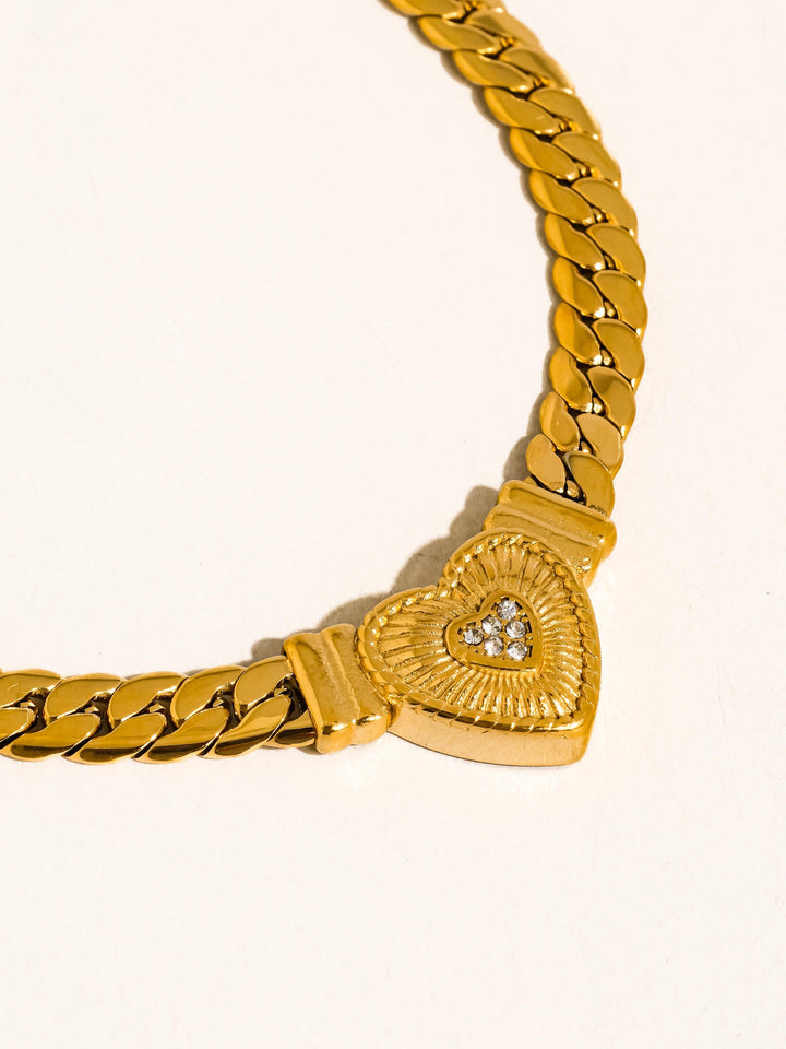 VALENTINA HEART PENDANT CHAIN NECKLACE