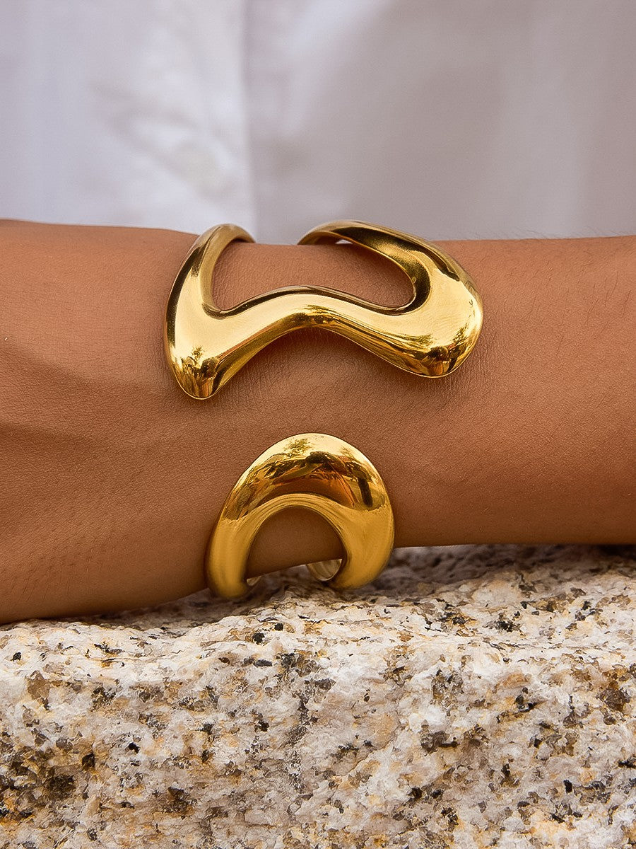 SCULPTURAL ABSTRACT CUFF BRACELET