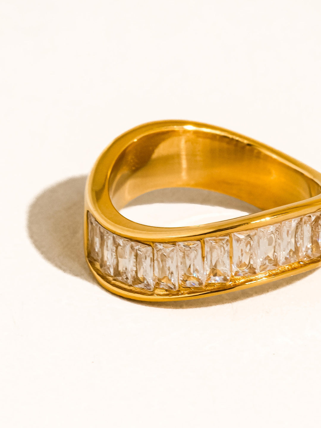 RIVIERA CZ BAGUETTE WAVE BAND RING