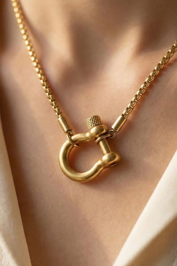 HARBOR BOX CHAIN NECKLACE