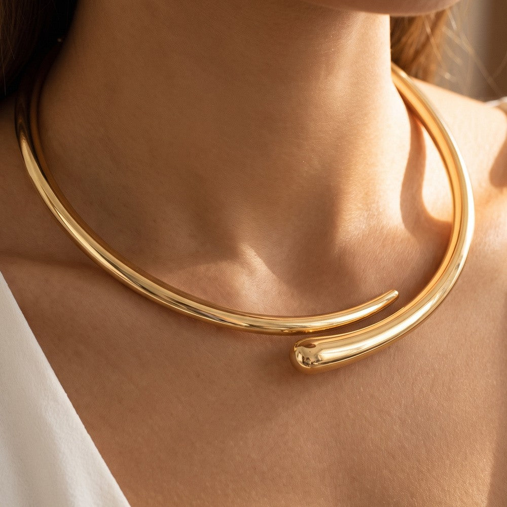 Sleek Teardrop Bypass Collar Choker Necklace
