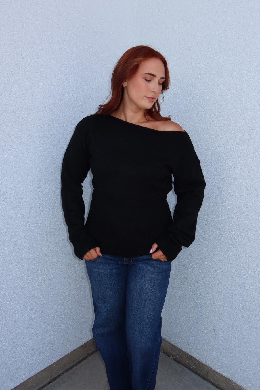 Kasper Boat Neck Sweater - Black