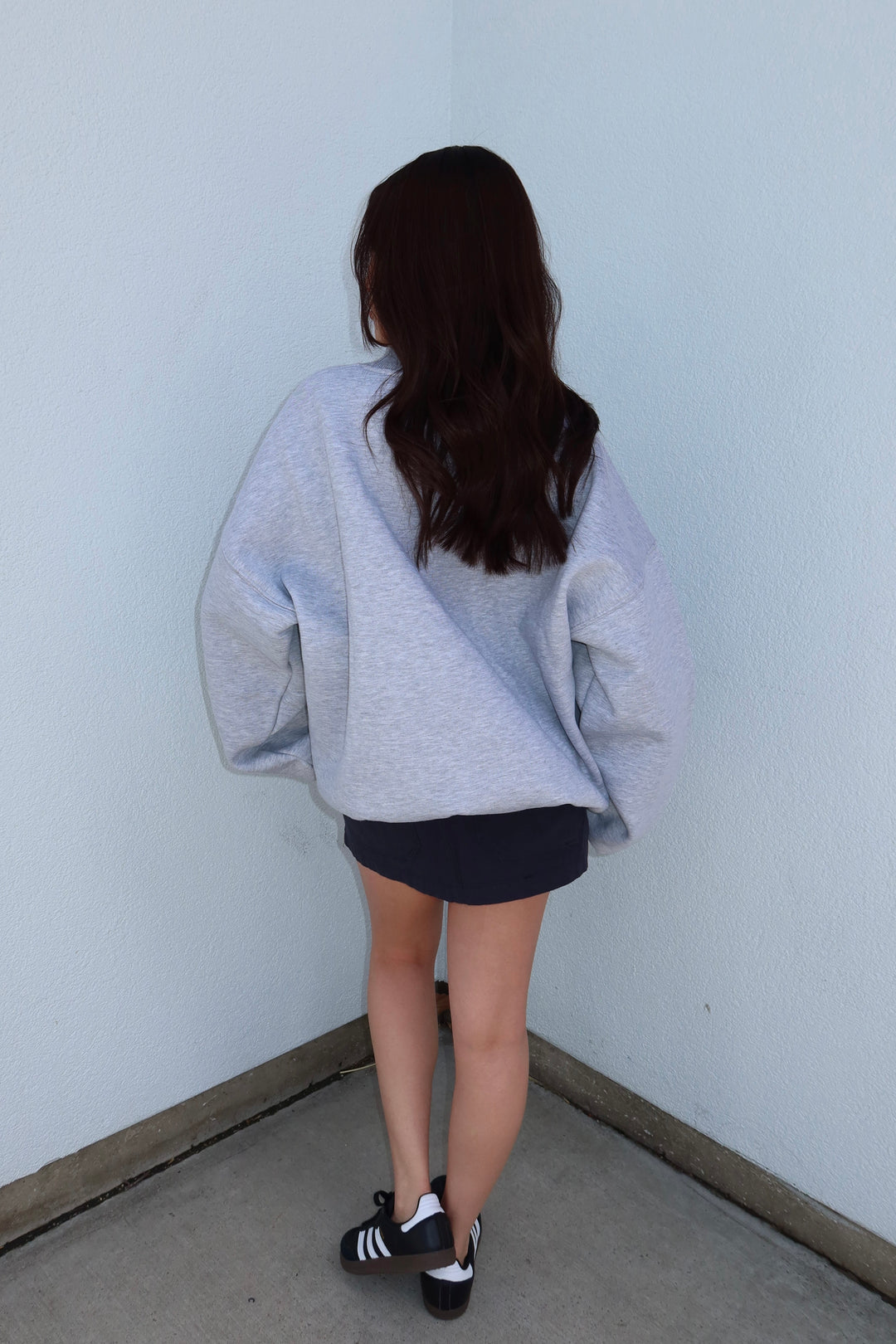 NEVADA MOCKNECK SWEATSHIRT