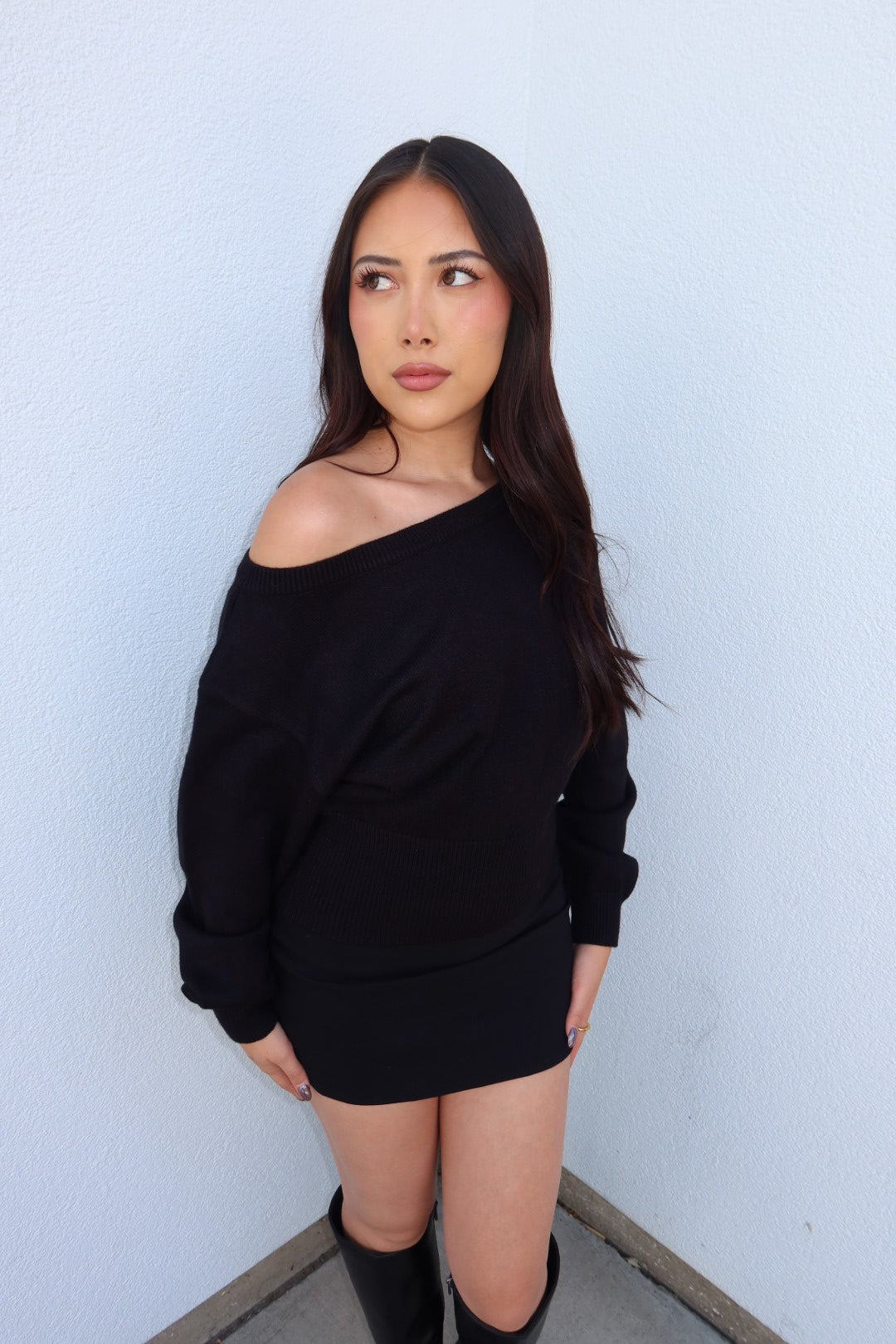 Arden Boat Neck Dolman Sleeve Sweater - Black