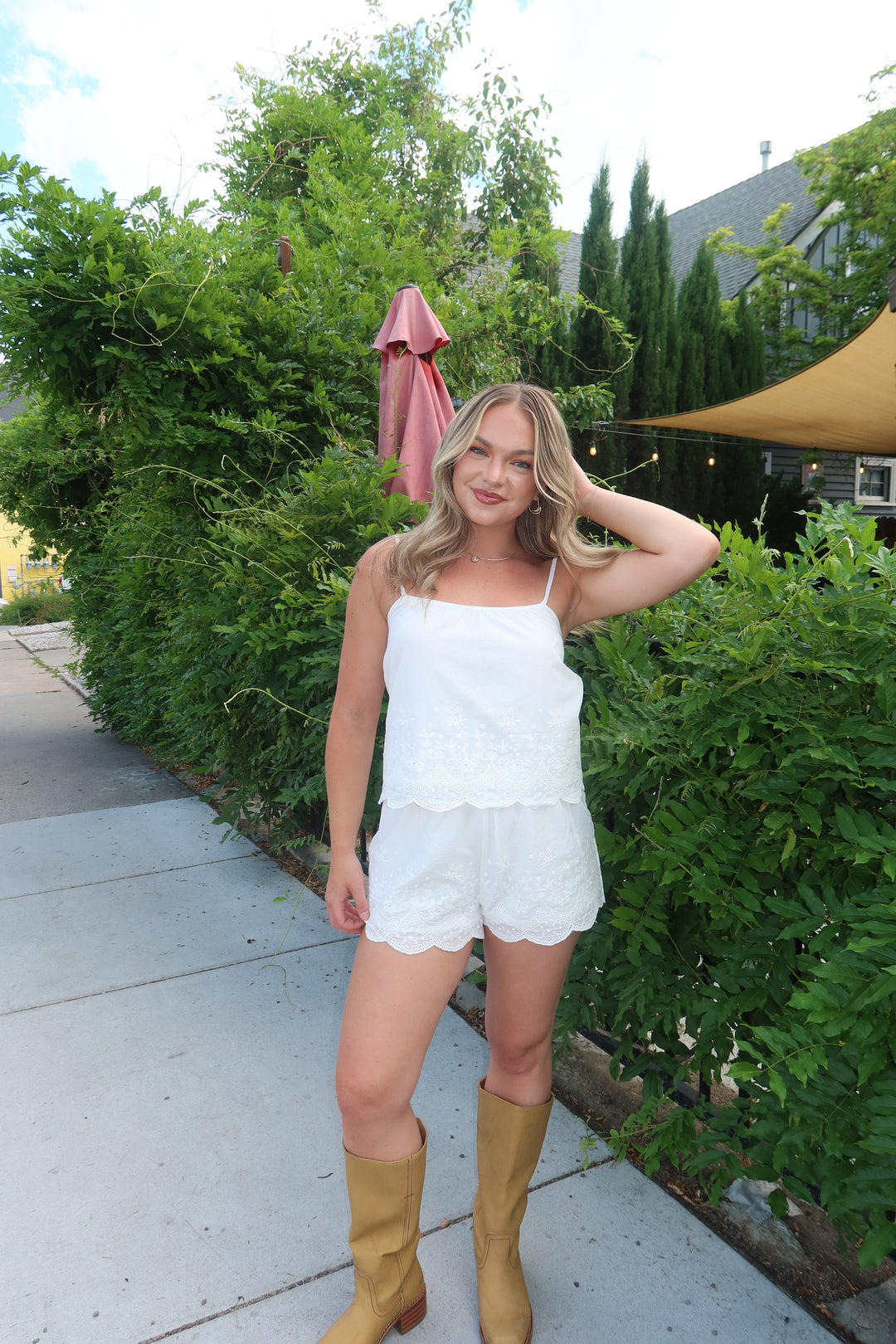 The Avenue Scallop Shorts