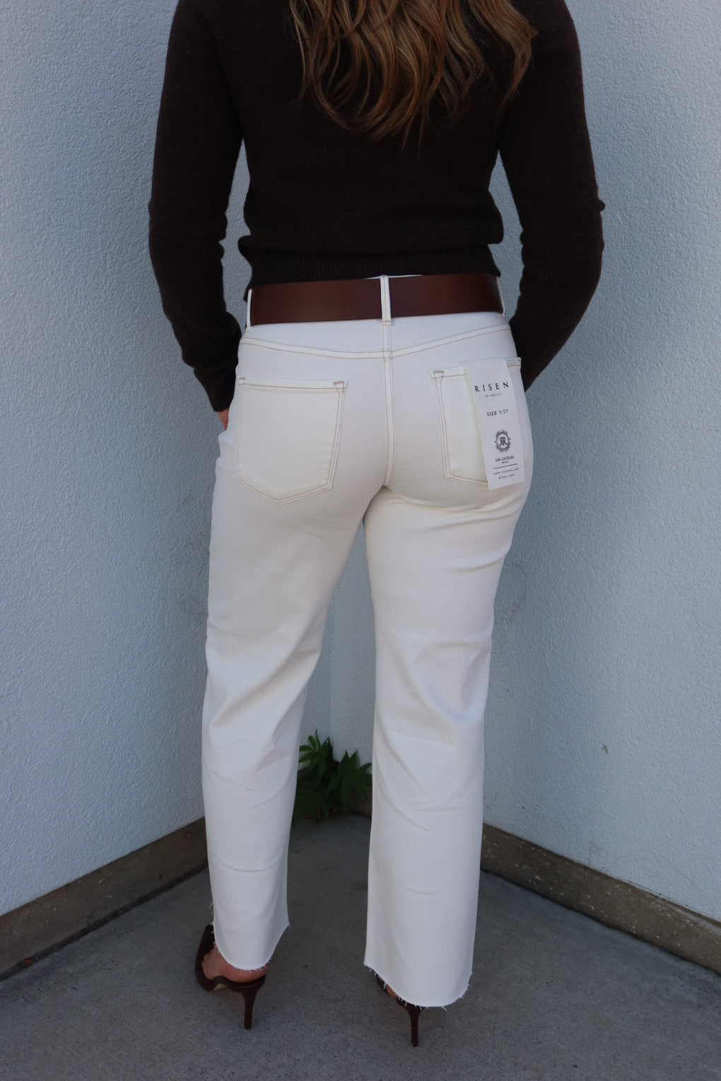 Risen Mid Rise Ankle Straight Raw Hem Pants — Cream