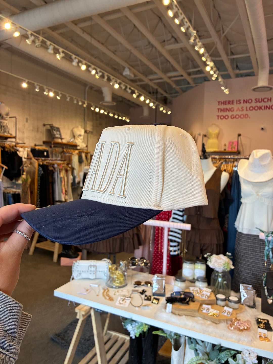 NEVADA HAT - MONOCHROME