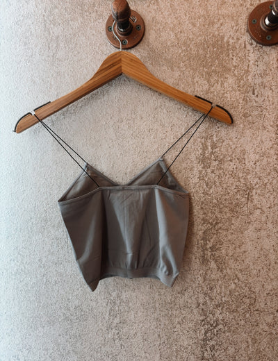 SKINNY STRAP CROP CAMI