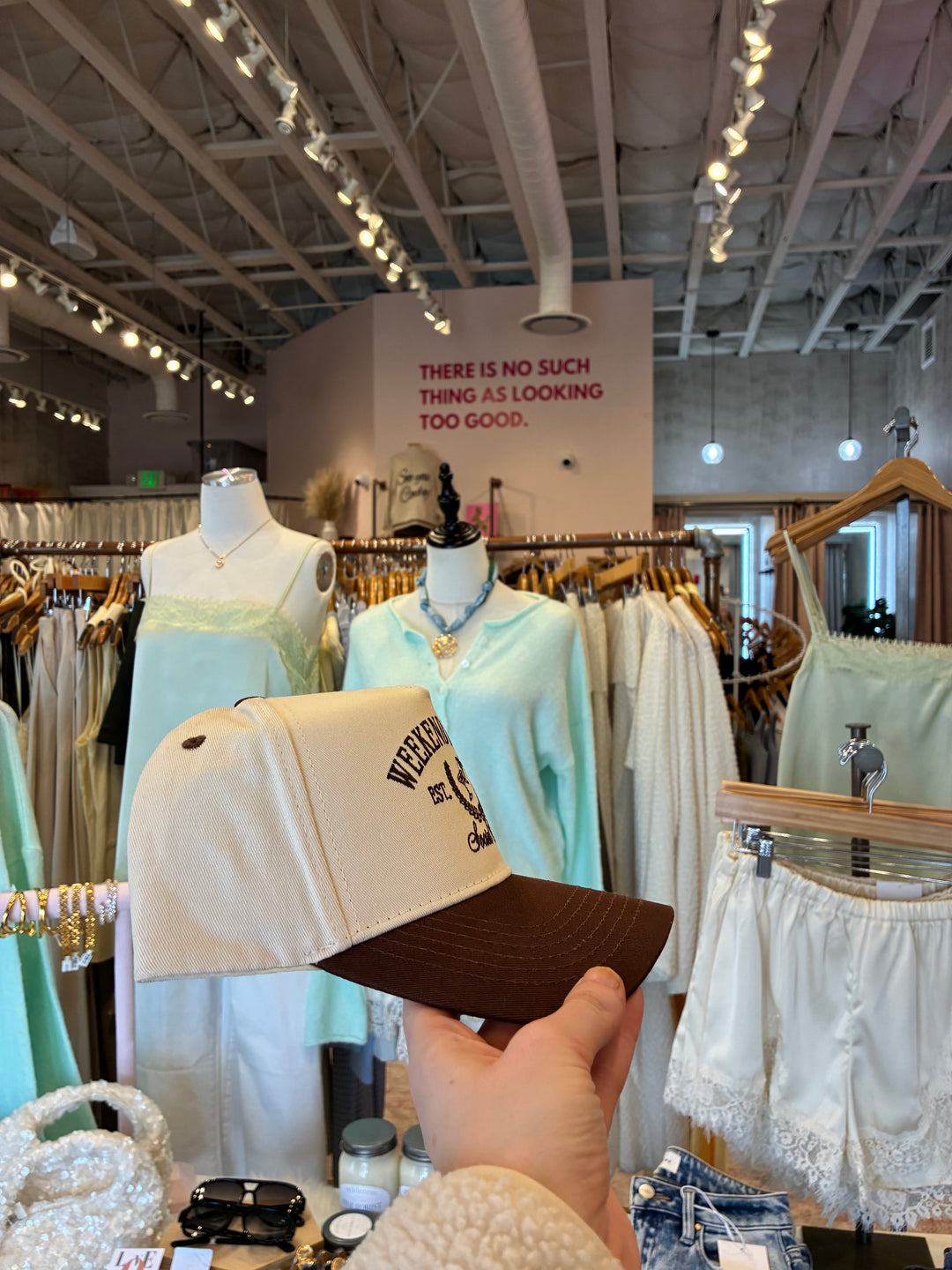 WEEKEND BRUNCH TRUCKER HAT