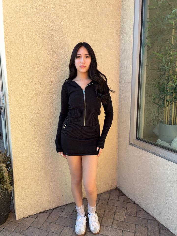 COZEE ZIP UP HOODIE SWEATER