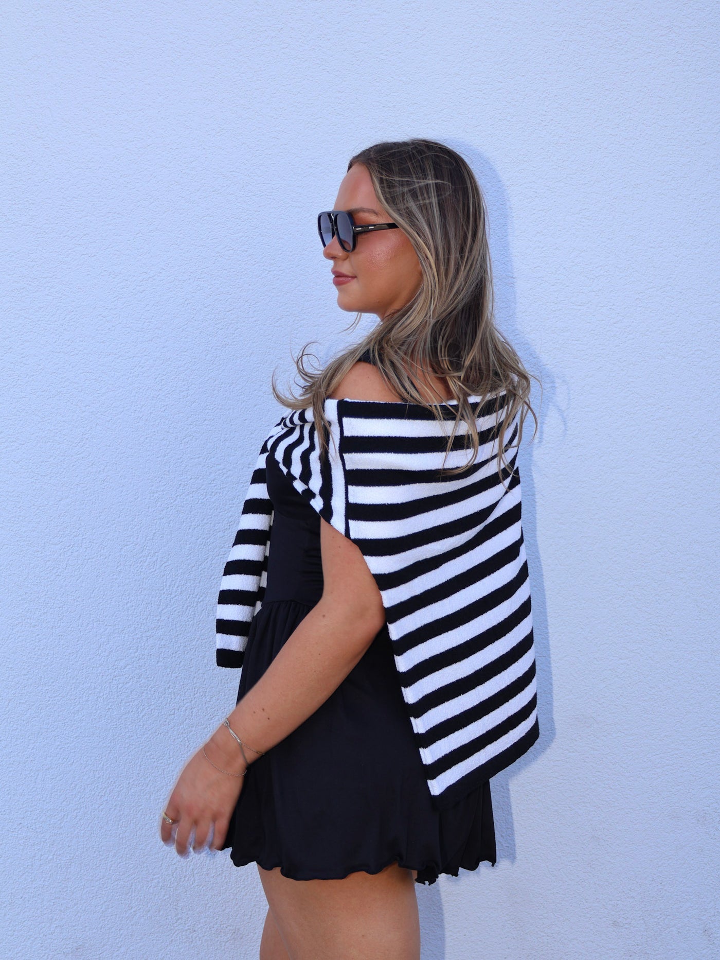 STRIPED CREWNECK SWEATER
