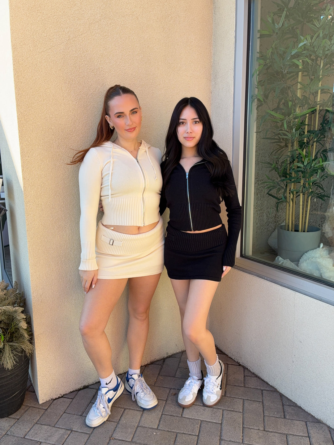 COZEE ZIP UP HOODIE SWEATER