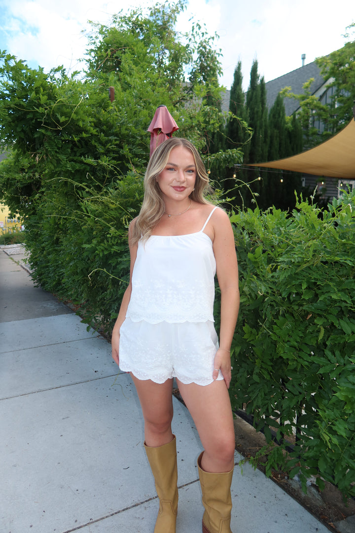 The Avenue Scallop Shorts