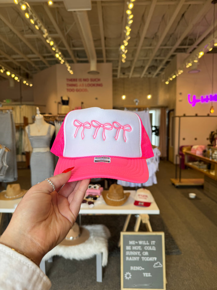 PINK BOW TRUCKER HAT