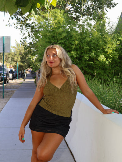 PAEONIA HALTER TOP