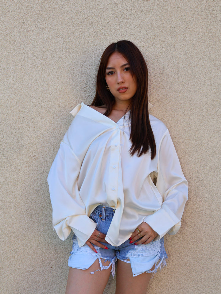 SELENE SATIN BUTTON UP
