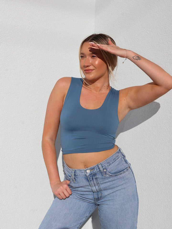 SEAMLESS SCOOP TANK