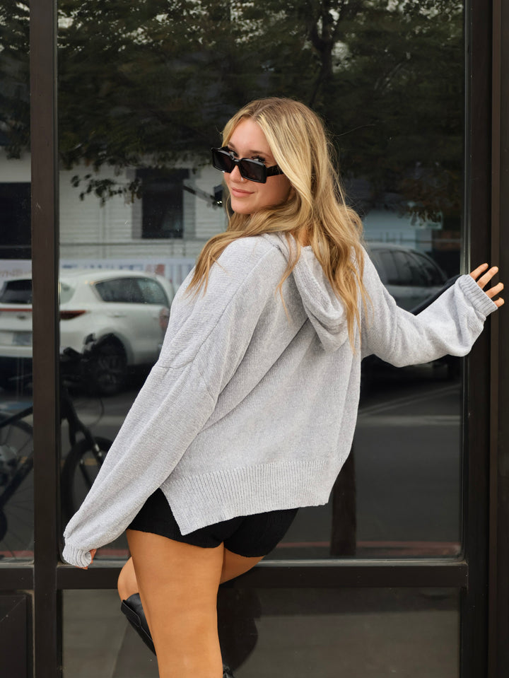 LUNA OVERSIZED SWEATER