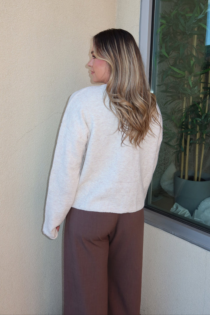 EVERYDAY ESSENTIAL BUTTON DOWN CARDIGAN