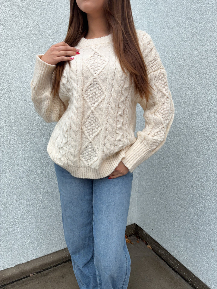 CANELLA CABLE KNIT SWEATER