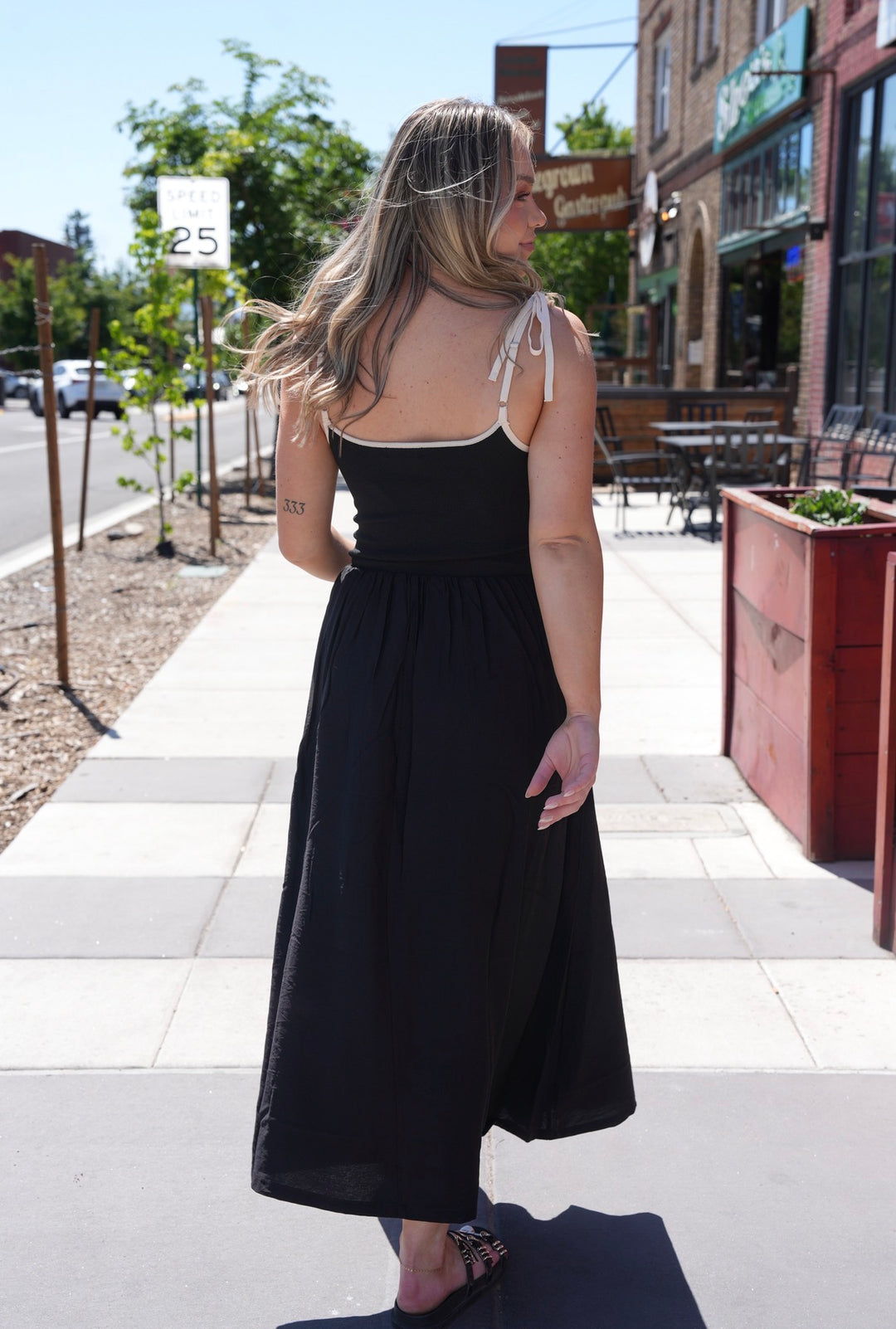 Contrast Tie Strap Knit Bodice Midi Dress