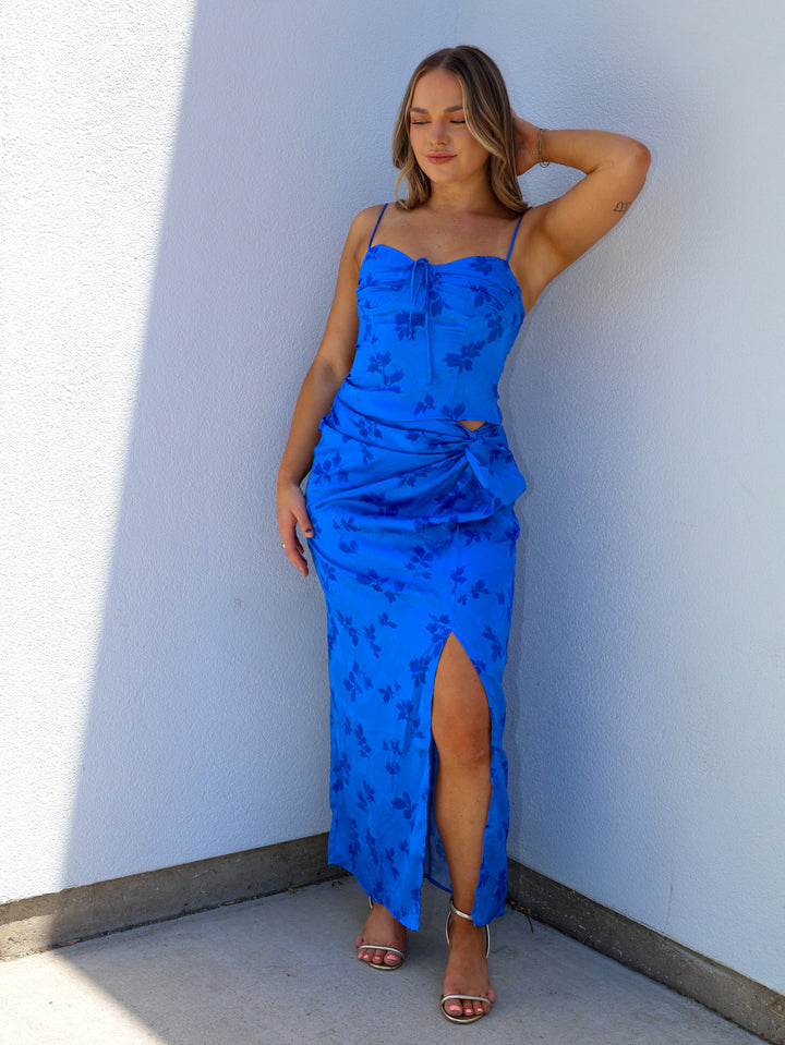 AZURE BLOOM TOP