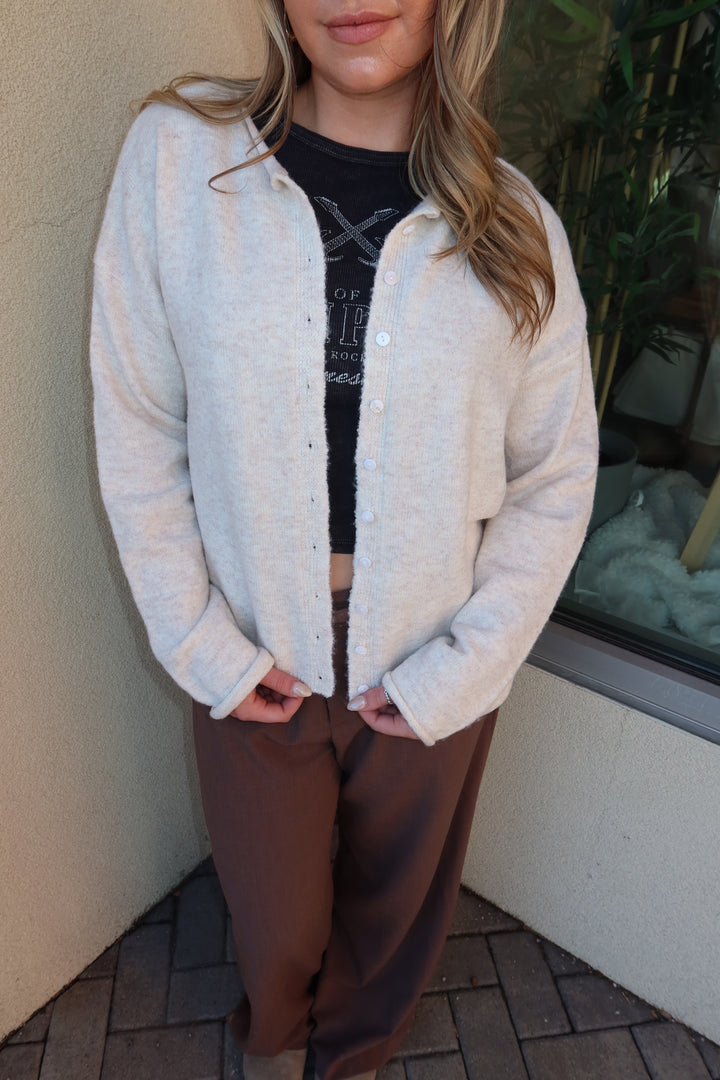 EVERYDAY ESSENTIAL BUTTON DOWN CARDIGAN
