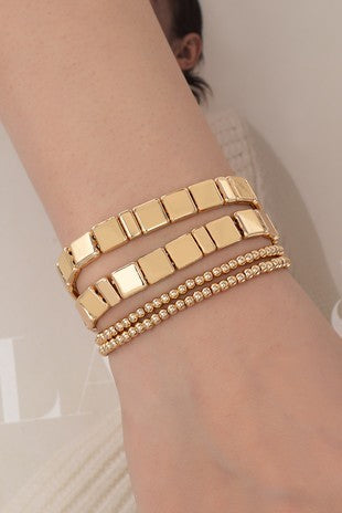 GEOMETRIC BEADED BRACELET SET
